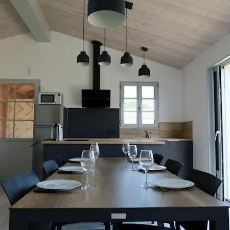 Ferienhaus Maison Neuve A 500m De La Plage, La Menouniere